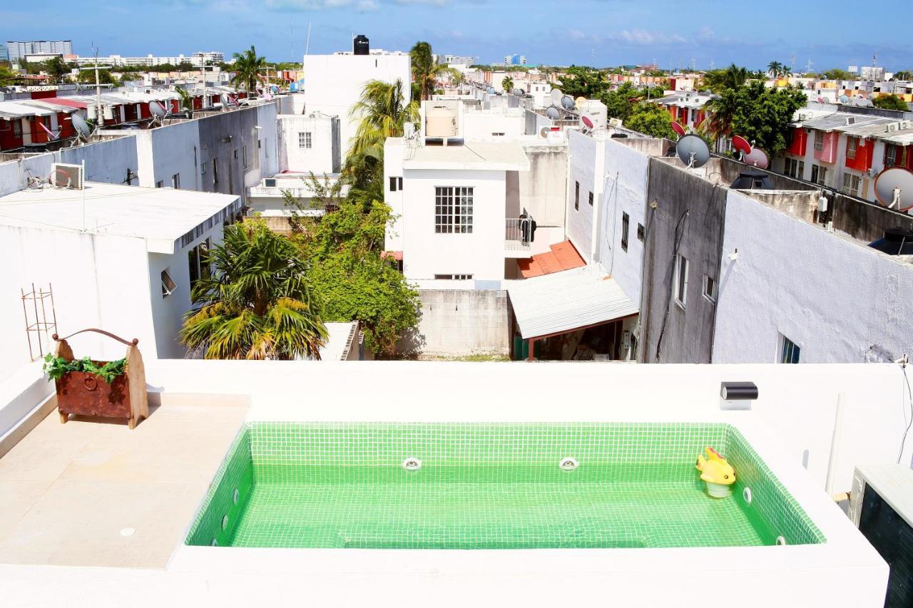 Apartamento privado, NUEVO Rooftop, AC, GRAN WF Cancún Exterior foto